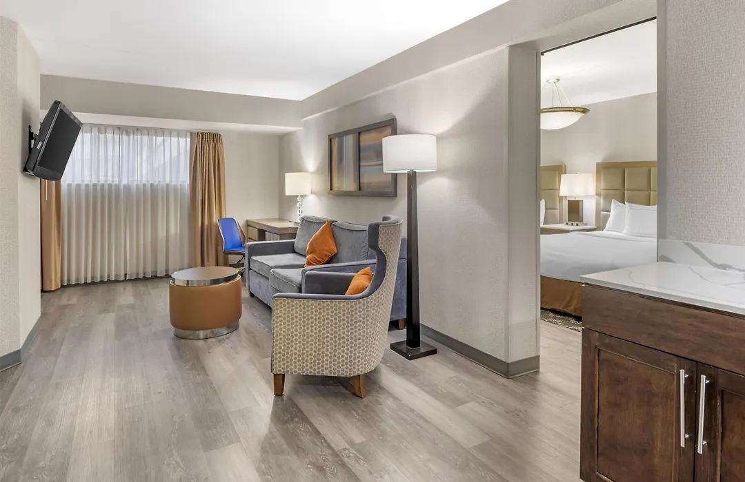 Best Western Plus Miamisburg-Dayton Suites, Banquets & Hotel-1